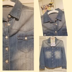 Cute light blue denim polo blouse size S